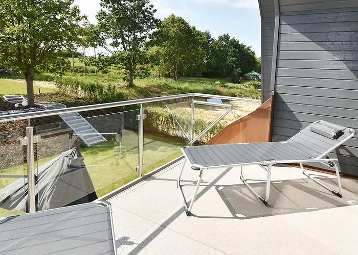 Exklusive Reetdach-villa Ostseefrische