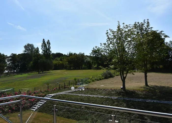 Exklusive Reetdach-villa Ostseefrische Lobbe